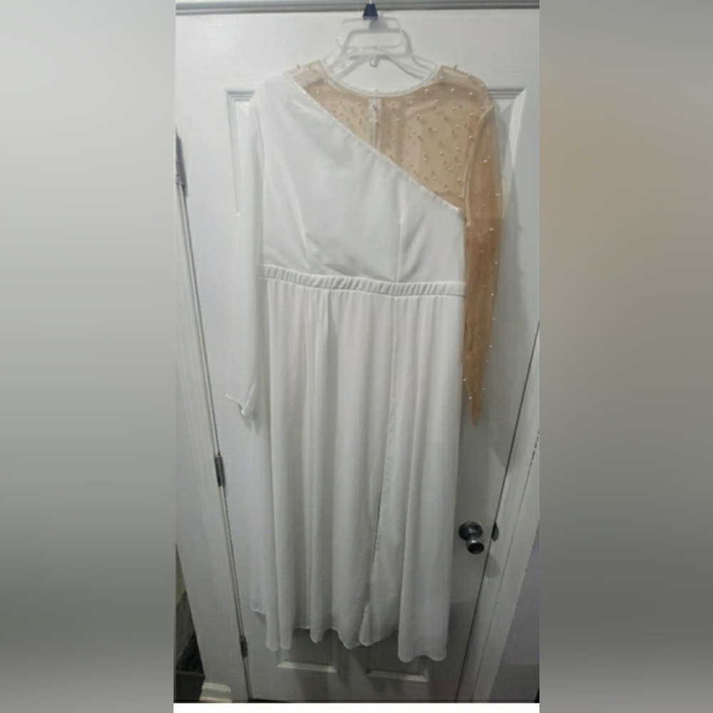 Chic Cream Long Sleeve Midi Dress. XL